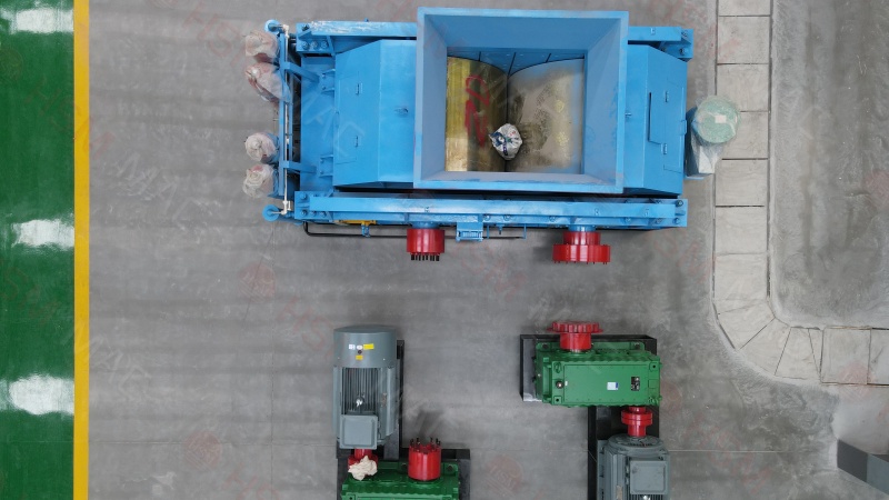 鐵礦石粉碎機(jī)