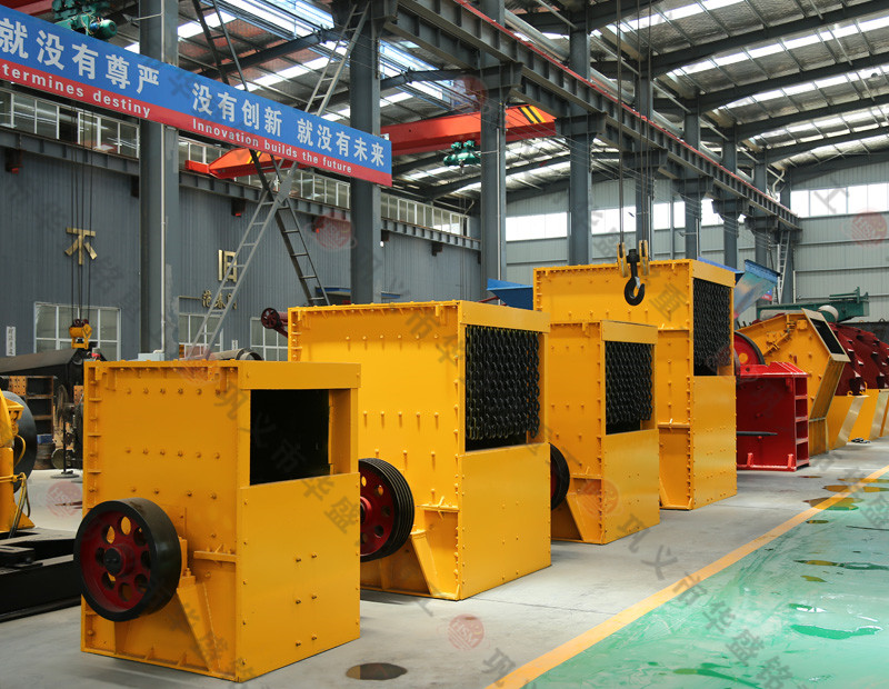 河卵石粉碎制砂設(shè)備哪家好？